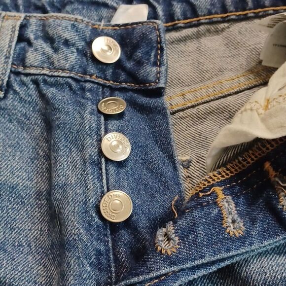 H&M Distressed Blue Jeans - Picture 11 of 11